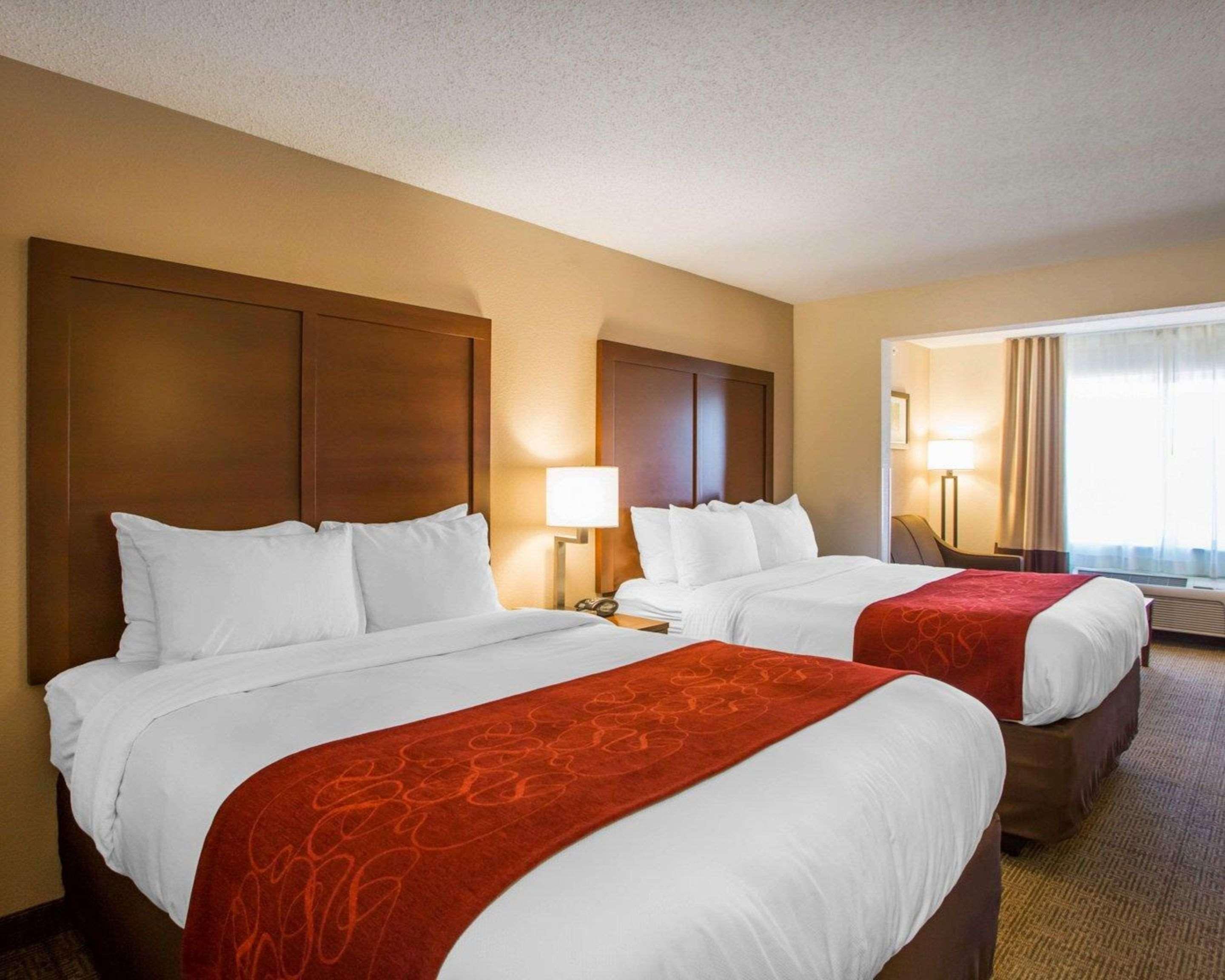 Comfort Suites Columbus West - Hilliard Bagian luar foto