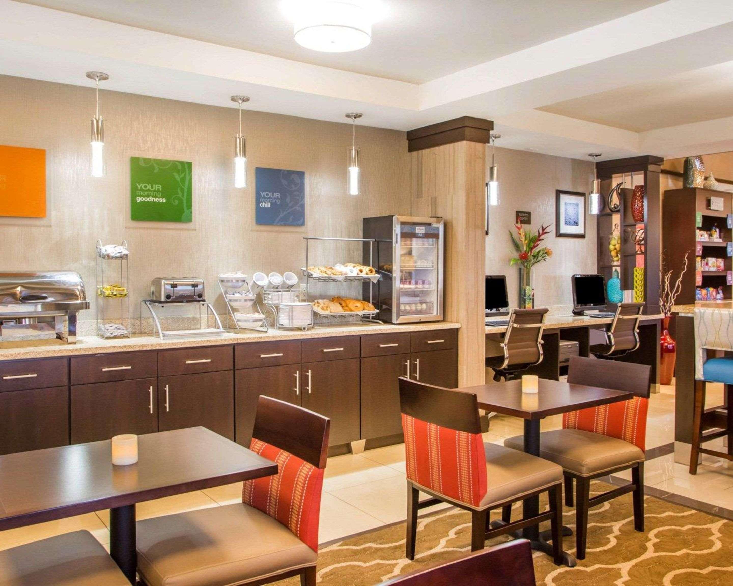 Comfort Suites Columbus West - Hilliard Bagian luar foto