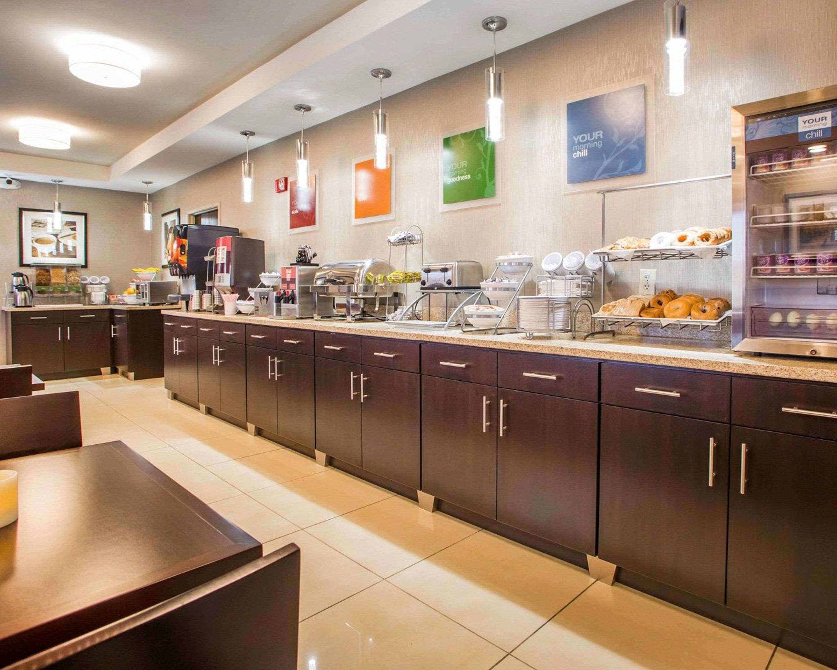 Comfort Suites Columbus West - Hilliard Bagian luar foto